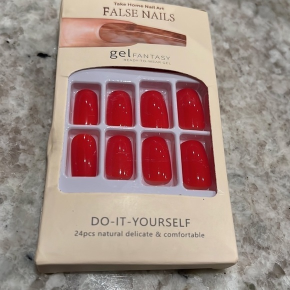False press on nails RED, simple manicure, square shape nail. 24 pcs, NIB - Picture 2 of 5